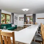 Apartman W Rozewiu - Z Balkonami, Aneksem Kuchennym, Sniadania W Cenie