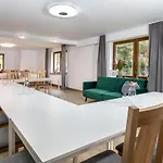 Apartman W Rozewiu - Z Balkonami, Aneksem Kuchennym, Sniadania W Cenie *