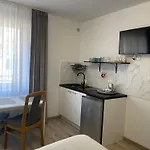 W Rozewiu - Z Balkonami, Aneksem Kuchennym, Sniadania W Cenie Apartman Jastrzębia Góra